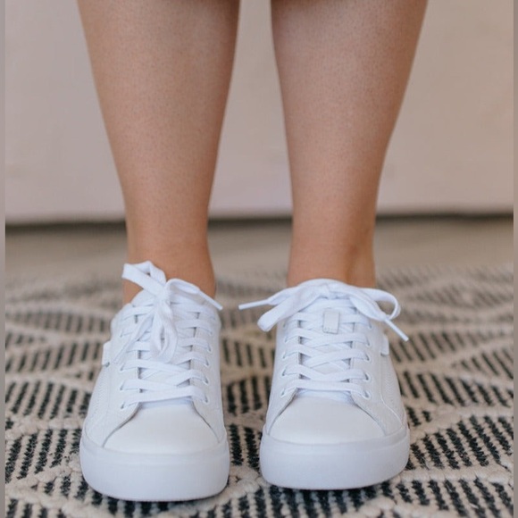 Taos Plim Soul Lux Sneakers White Leather Size 8 - Picture 8 of 13